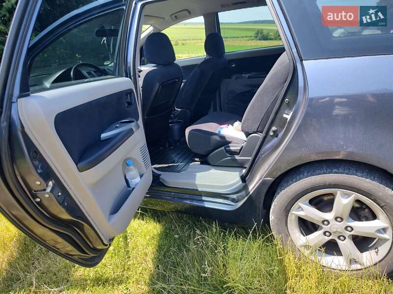 Минивэн Mitsubishi Grandis 2008 в Теребовле