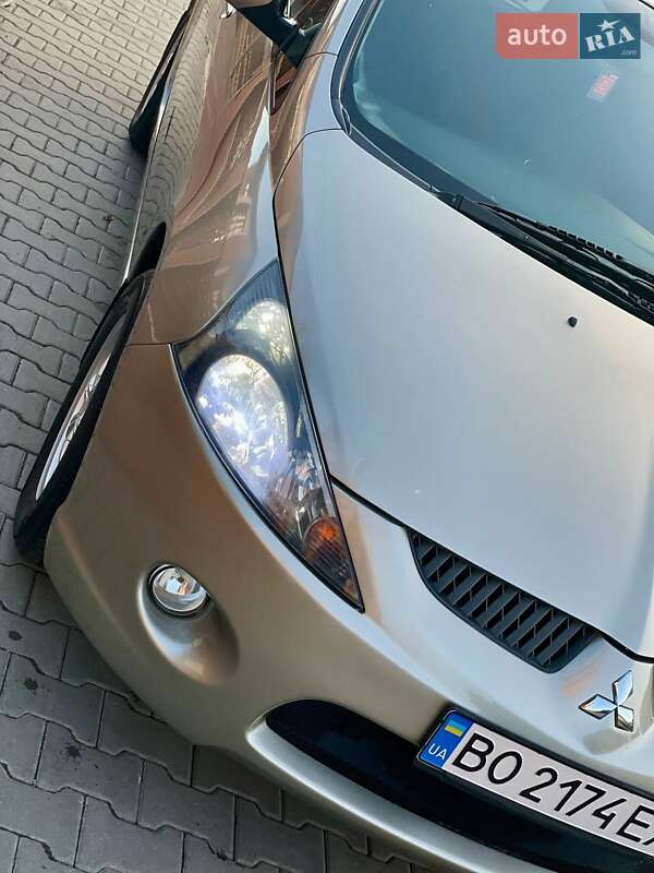 Минивэн Mitsubishi Grandis 2007 в Тернополе