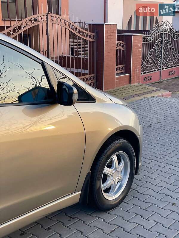 Минивэн Mitsubishi Grandis 2007 в Тернополе