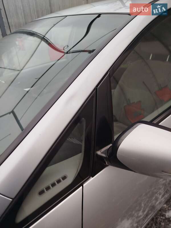 Минивэн Mitsubishi Grandis 2004 в Днепре фото 14 Минивэн Mitsubishi Grandis 2004 в Днепре