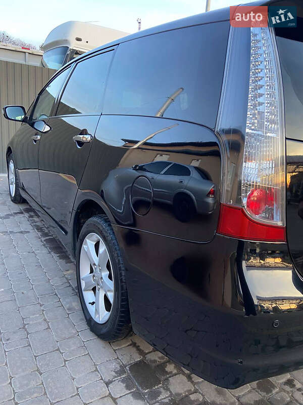 Мінівен Mitsubishi Grandis 2008 в Умані