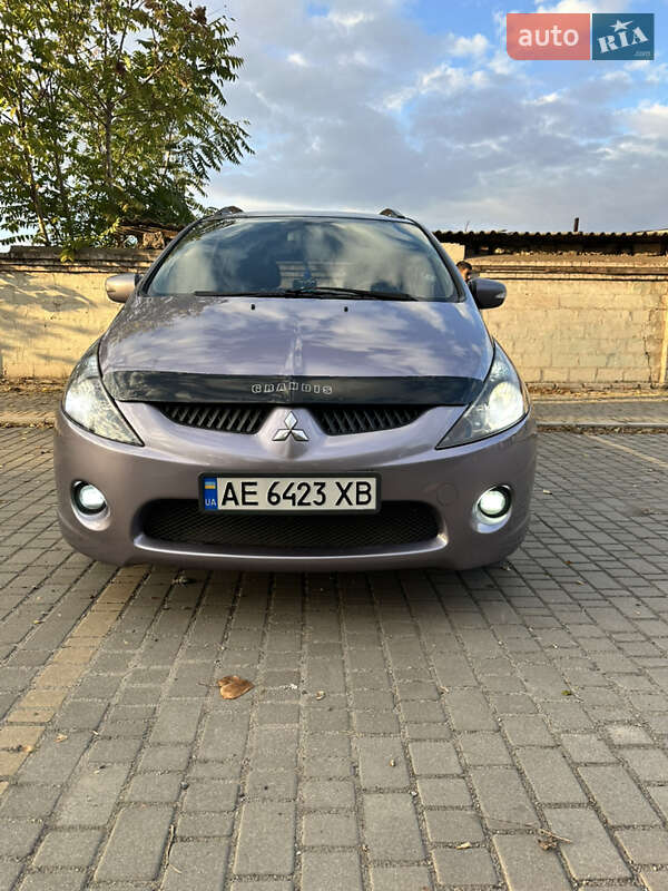 Мінівен Mitsubishi Grandis 2006 в Нікополі