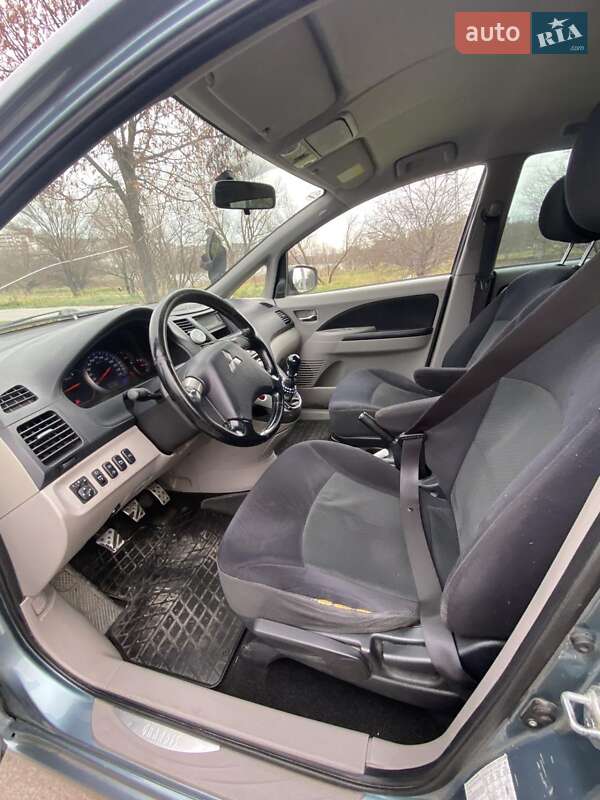 Минивэн Mitsubishi Grandis 2008 в Хмельницком фото 8 Минивэн Mitsubishi Grandis 2008 в Хмельницком