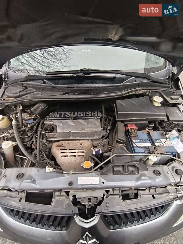 Минивэн Mitsubishi Grandis 2009 в Кременчуге фото 12 Минивэн Mitsubishi Grandis 2009 в Кременчуге