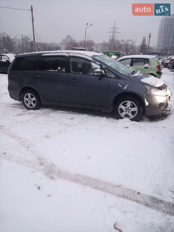 Мінівен Mitsubishi Grandis 2006 в Києві фото 2 Мінівен Mitsubishi Grandis 2006 в Києві