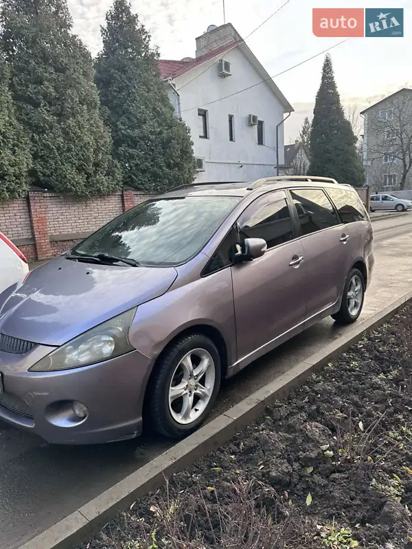 Mitsubishi Grandis