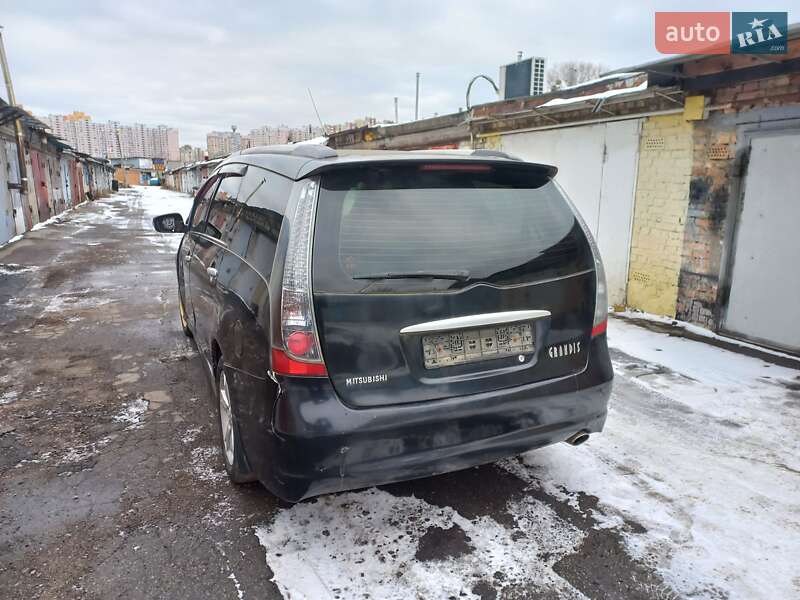 Мінівен Mitsubishi Grandis 2008 в Києві