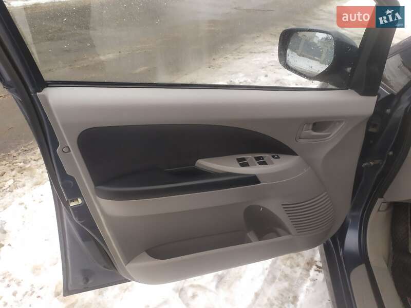 Минивэн Mitsubishi Grandis 2006 в Хмельницком