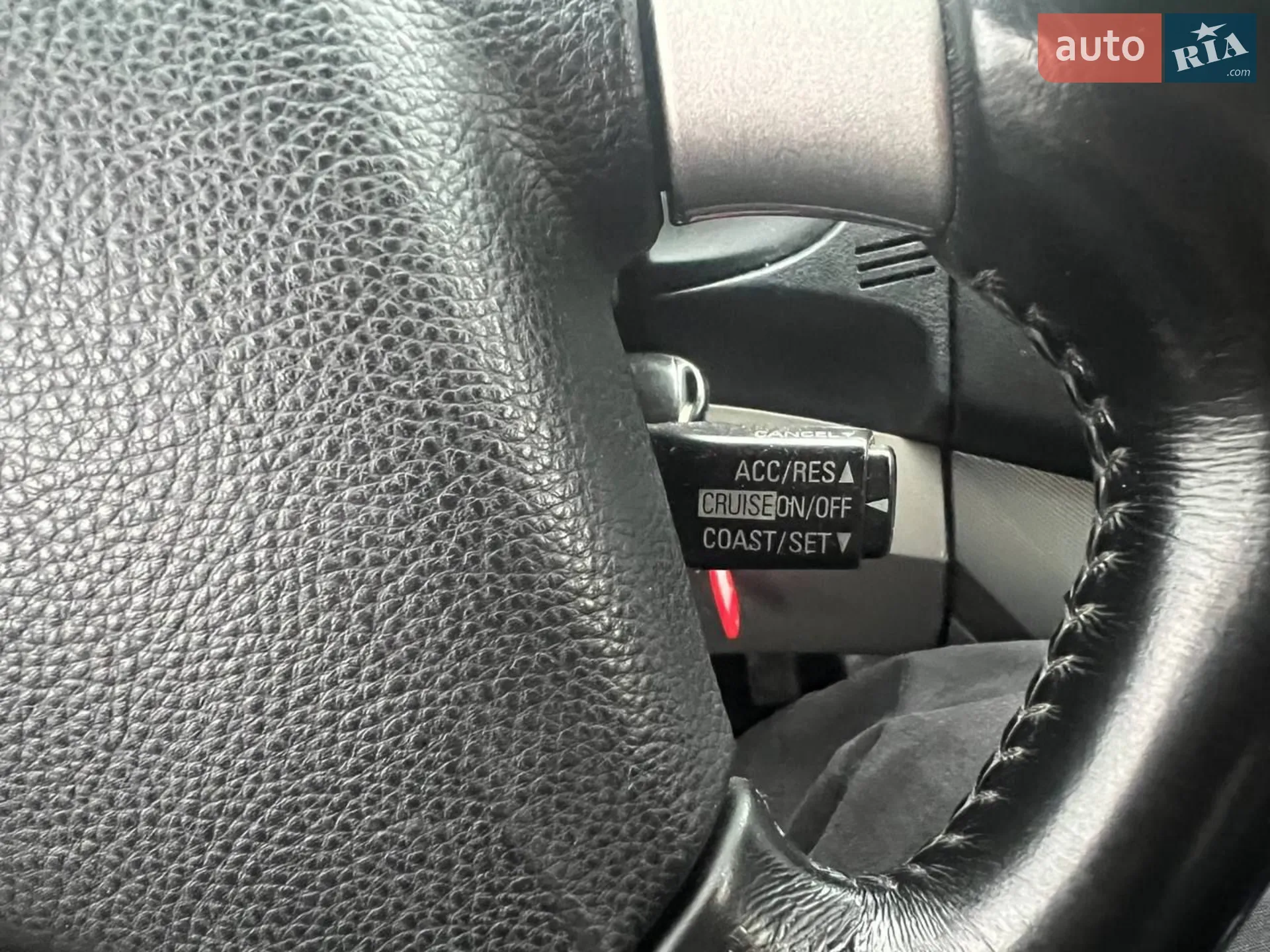 2010 Mitsubishi Grandis - мініатюра 21