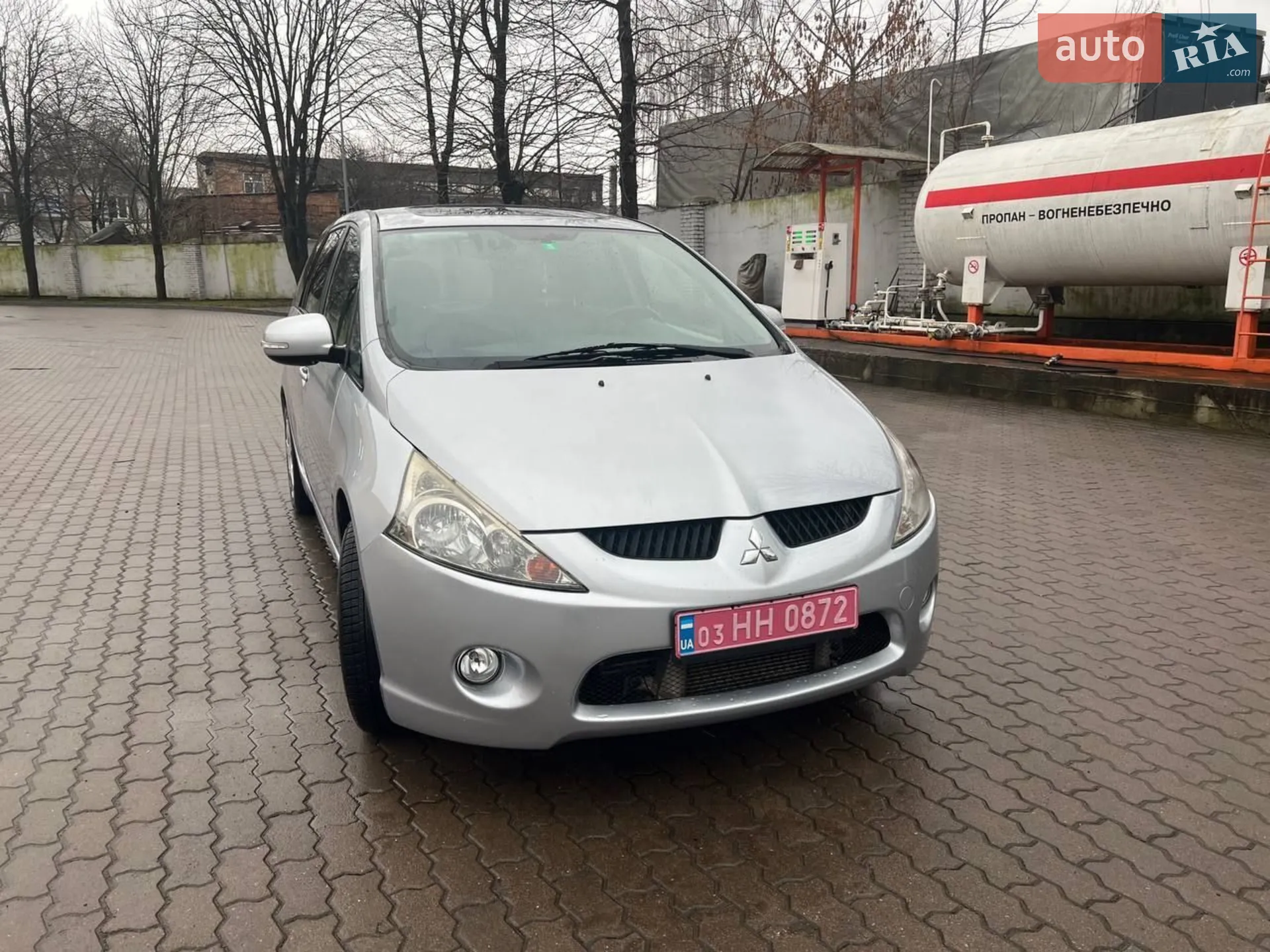 2010 Mitsubishi Grandis - мініатюра 32