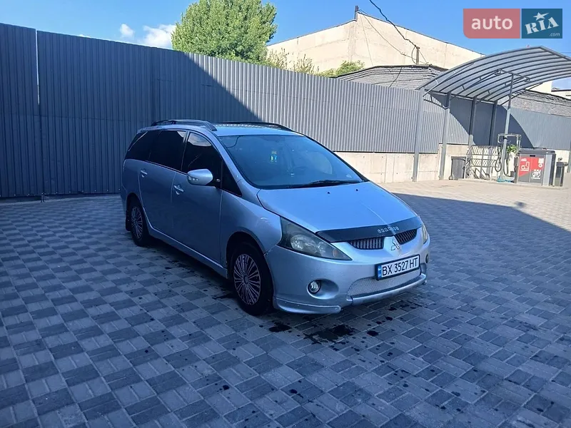 Mitsubishi Grandis
