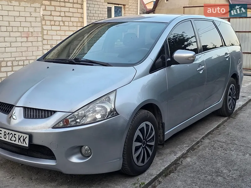 Mitsubishi Grandis 2008 VIN JMBLNNA4W8Z001342 фото оголошення 5 з 49