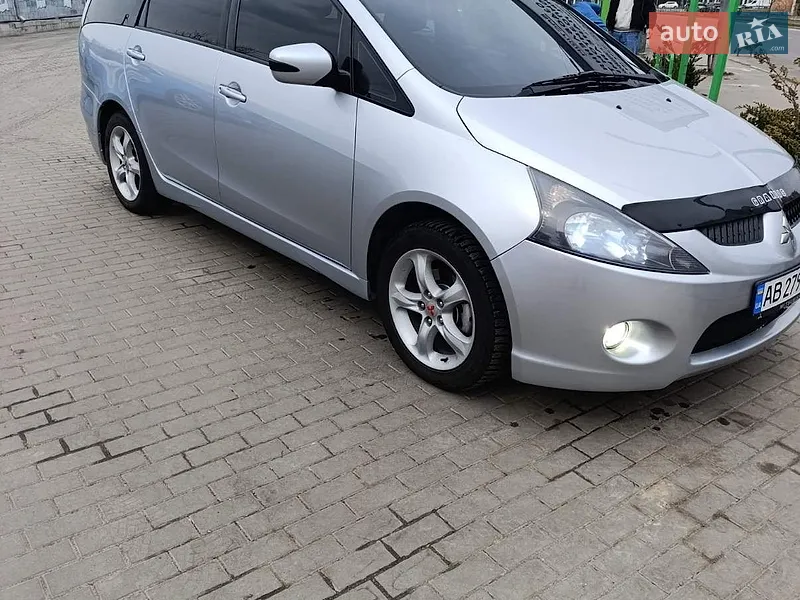 Mitsubishi Grandis