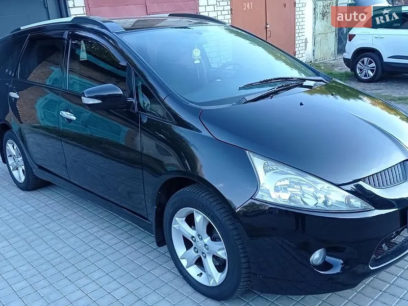 Mitsubishi Grandis