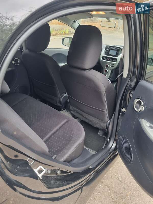 Хэтчбек Mitsubishi i-MiEV 2011 в Одессе