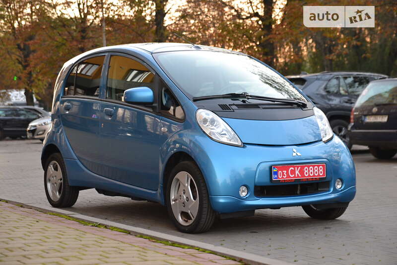 Хэтчбек Mitsubishi i-MiEV 2012 в Луцке