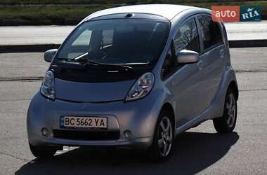 Хэтчбек Mitsubishi i-MiEV 2015 в Львове