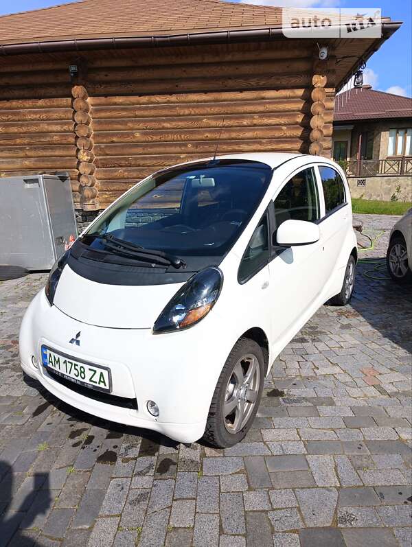 Хэтчбек Mitsubishi i-MiEV 2012 в Житомире