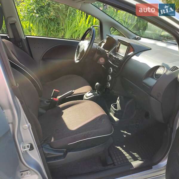 Хэтчбек Mitsubishi i-MiEV 2015 в Хмельницком