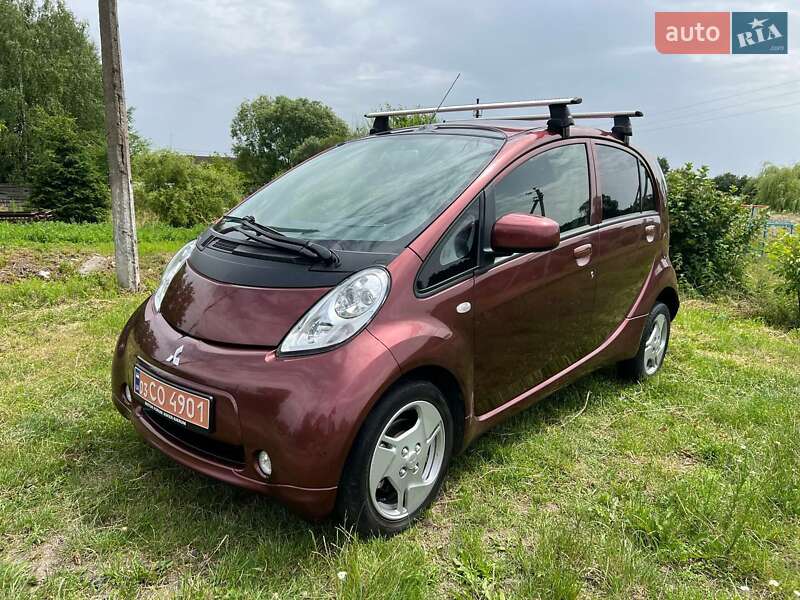 Хэтчбек Mitsubishi i-MiEV 2014 в Луцке