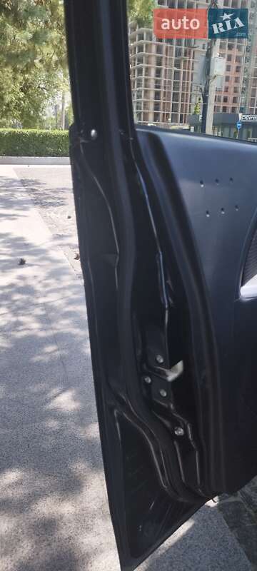 Хэтчбек Mitsubishi i-MiEV 2017 в Днепре фото 10 Хэтчбек Mitsubishi i-MiEV 2017 в Днепре