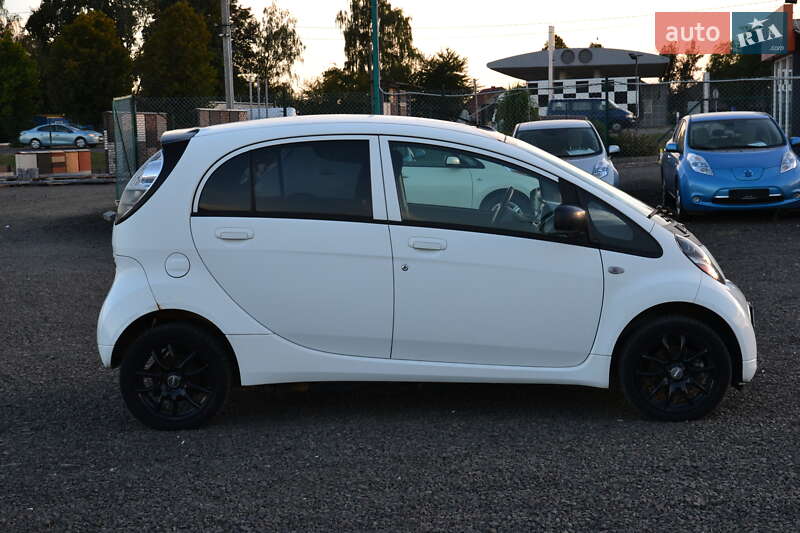 Хэтчбек Mitsubishi i-MiEV 2012 в Луцке