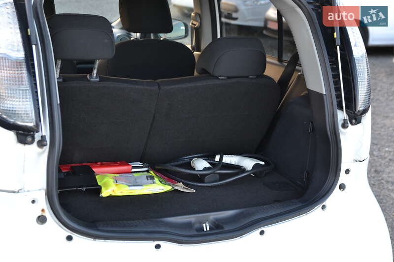 Хэтчбек Mitsubishi i-MiEV 2012 в Луцке