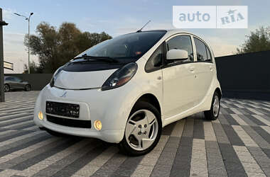 Хетчбек Mitsubishi i-MiEV 2010 в Городку