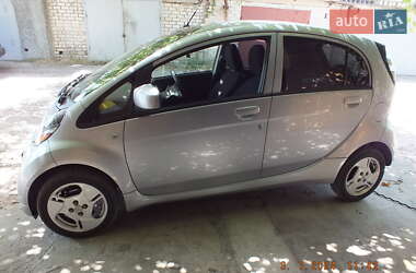 Mitsubishi i-MiEV 2010 Mitsubishi i-MiEV 2010