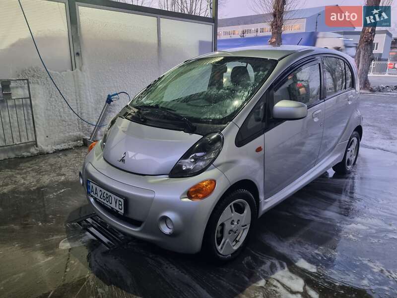 Хетчбек Mitsubishi i-MiEV 2014 в Броварах