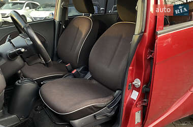 Хэтчбек Mitsubishi i-MiEV 2013 в 