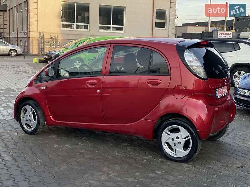 Хэтчбек Mitsubishi i-MiEV 2013 в Луцке