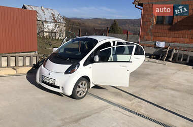Mitsubishi i-MiEV 2011 Mitsubishi i-MiEV 2011