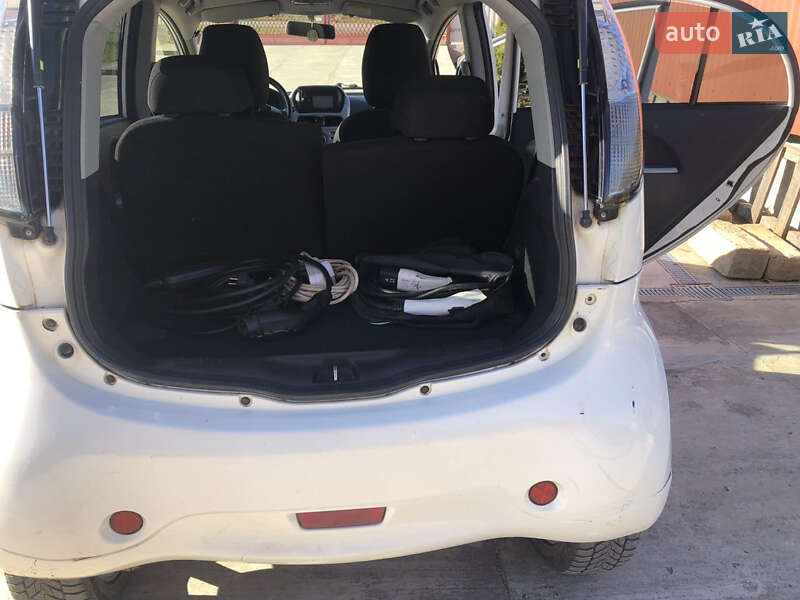 Хэтчбек Mitsubishi i-MiEV 2011 в Ужгороде фото 7 Хэтчбек Mitsubishi i-MiEV 2011 в Ужгороде