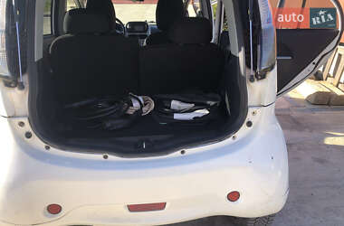 Хэтчбек Mitsubishi i-MiEV 2011 в 