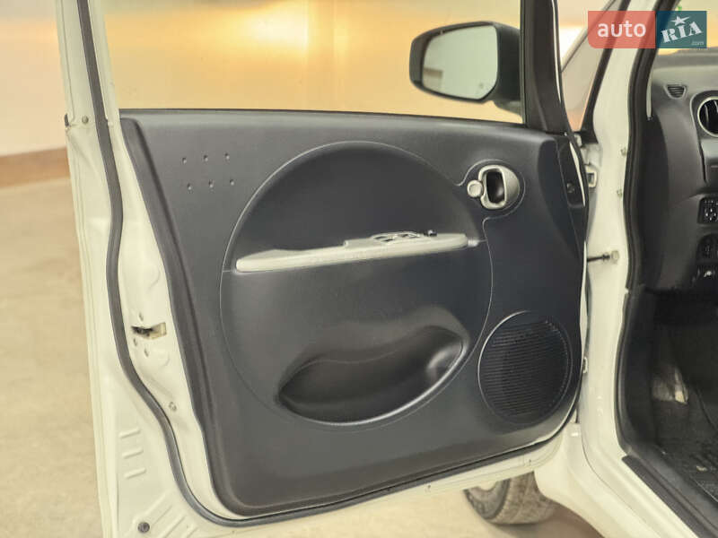 Хэтчбек Mitsubishi i-MiEV 2011 в Тернополе