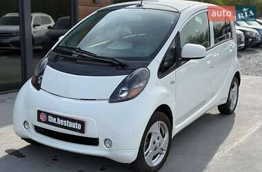 Хэтчбек Mitsubishi i-MiEV 2011 в 