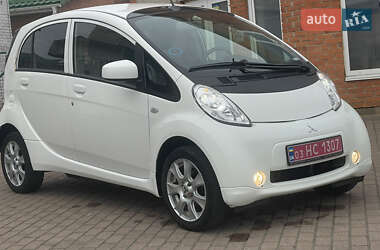 Хетчбек Mitsubishi i-MiEV 2015 в 