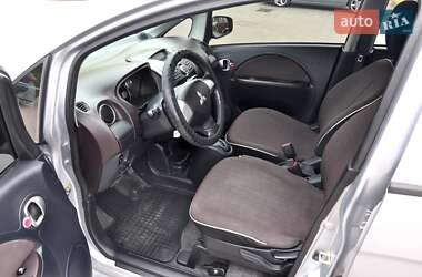 Хэтчбек Mitsubishi i-MiEV 2011 в 
