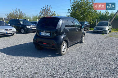 Хетчбек Mitsubishi i-MiEV 2011 в 