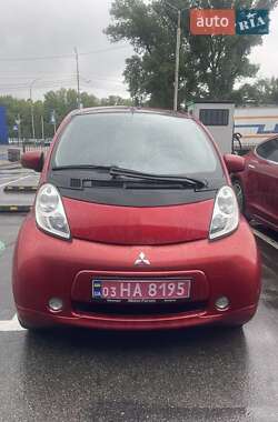 Mitsubishi i-MiEV 2015 Mitsubishi i-MiEV 2015