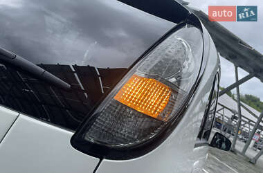 Хетчбек Mitsubishi i-MiEV 2011 в 