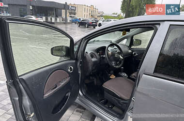 Хэтчбек Mitsubishi i-MiEV 2013 в 