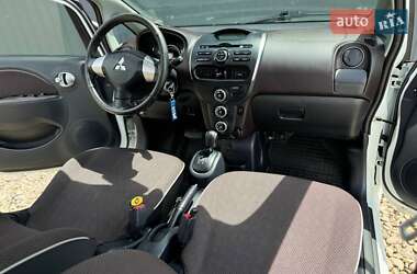 Хетчбек Mitsubishi i-MiEV 2012 в 