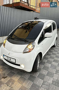 Хэтчбек Mitsubishi i-MiEV 2011 в Хмельницком