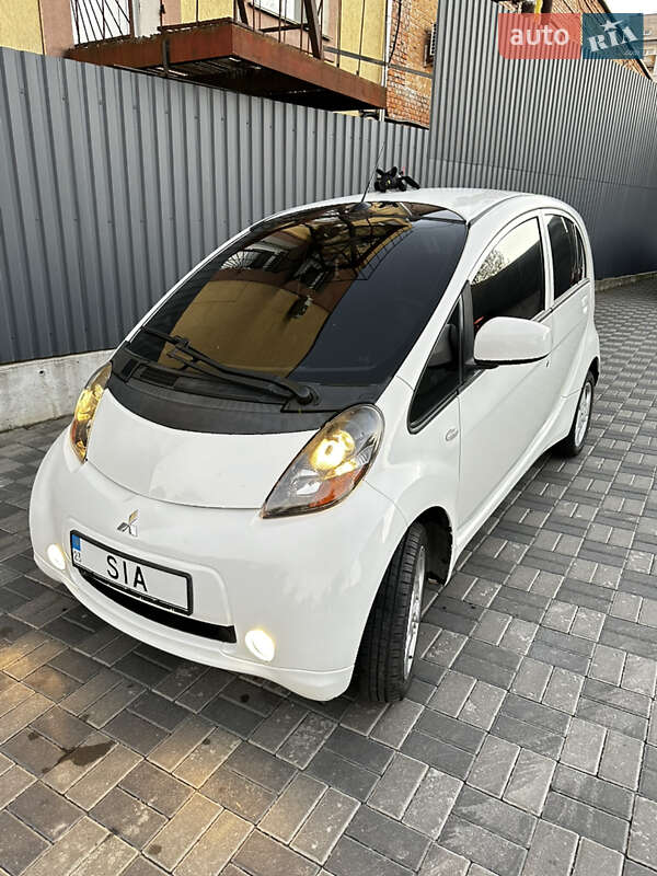 Mitsubishi i-MiEV 2011