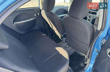 Хетчбек Mitsubishi i-MiEV 2010 в 