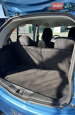 Хетчбек Mitsubishi i-MiEV 2010 в 