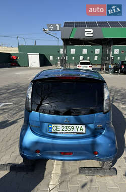 Хетчбек Mitsubishi i-MiEV 2010 в 