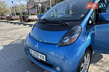 Хетчбек Mitsubishi i-MiEV 2010 в 